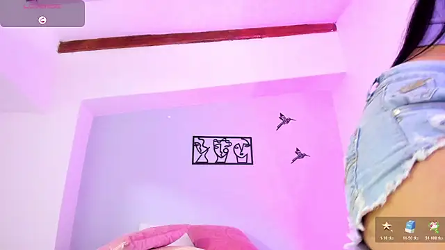 Laura Torres18 online show from March 27, 1:33 am