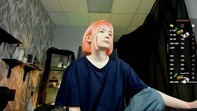 Snapshot of ReiYosimoto chatting on October 3, 11:40 am ReiYosimoto online show from October 3, 11:40 am