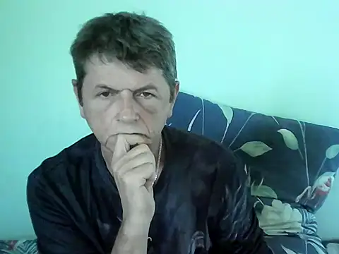 czarek888 online show from May 2, 4:23 pm