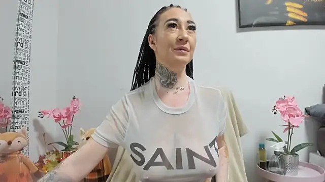 Rayanablackandwhite online show from October 5, 9:56 pm