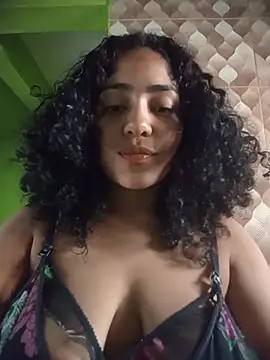 Snapshot of savanahottie chatting on July 15, 3:17 pm savanahottie online show from July 15, 3:17 pm