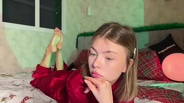 Snapshot of Aliceimhorny chatting on December 26, 3:20 pm Aliceimhorny online show from December 26, 3:20 pm