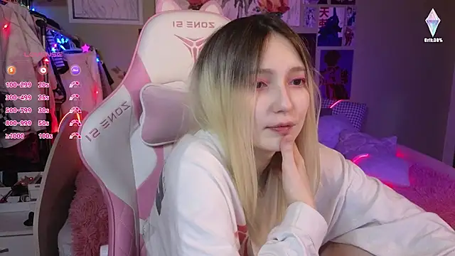 Evie Ro online show from December 15, 11:20 pm