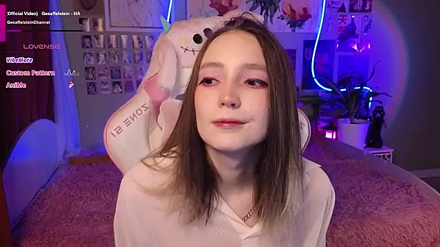 Evie Ro online show from May 10, 9:42 pm