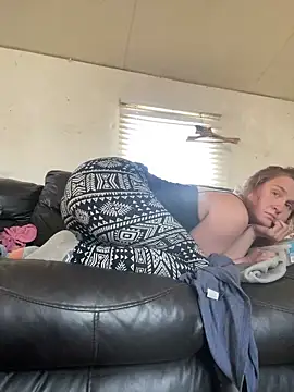 Snapshot of Addicted_Channel chatting on February 26, 2:25 pm Addicted Channel online show from February 26, 2:25 pm