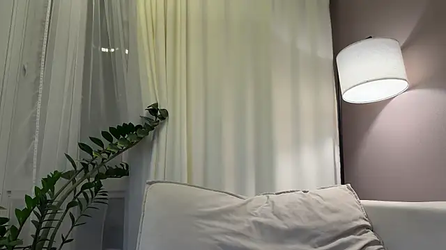 mommy nadin online show from October 5, 7:01 pm