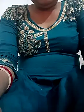 Snapshot of 09punjabi chatting on December 9, 5:29 am 09punjabi online show from December 9, 5:29 am