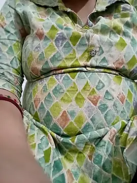 Snapshot of 09punjabi chatting on February 12, 5:37 am 09punjabi online show from February 12, 5:37 am