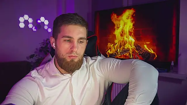 Sweeet  boy online show from January 6, 11:29 pm