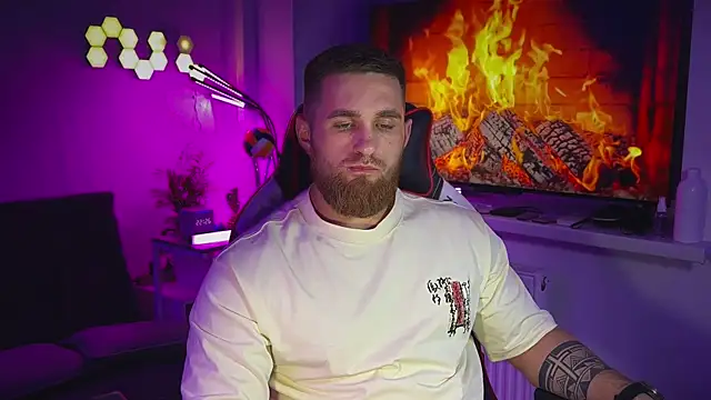 Sweeet  boy online show from February 8, 7:28 pm