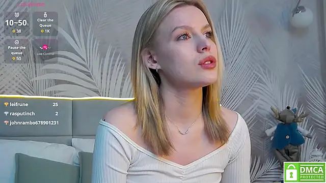 Snapshot of AmaliaBell chatting on December 22, 4:59 pm AmaliaBell online show from December 22, 4:59 pm