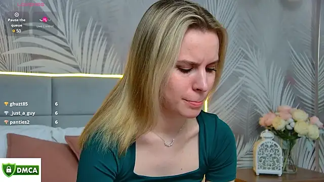 Snapshot of AmaliaBell chatting on February 10, 7:38 pm AmaliaBell online show from February 10, 7:38 pm