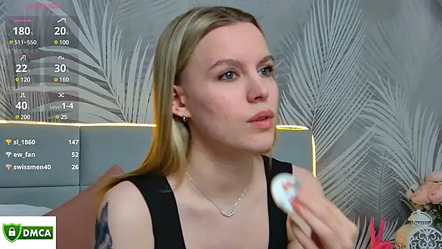 Snapshot of AmaliaBell chatting on March 3, 8:00 pm AmaliaBell online show from March 3, 8:00 pm