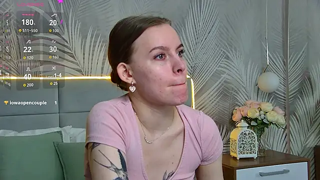 Snapshot of AmaliaBell chatting on September 22, 1:02 pm AmaliaBell online show from September 22, 1:02 pm