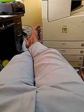 u wan me online show from February 27, 10:48 am