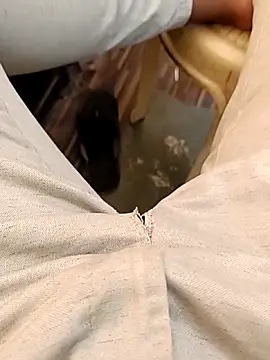 u wan me online show from February 3, 4:54 am