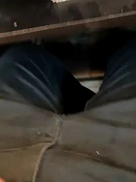 u wan me online show from March 8, 3:43 am