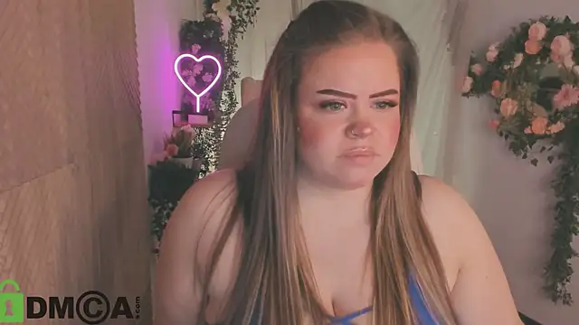 Sheila queen  online show from February 26, 9:05 pm