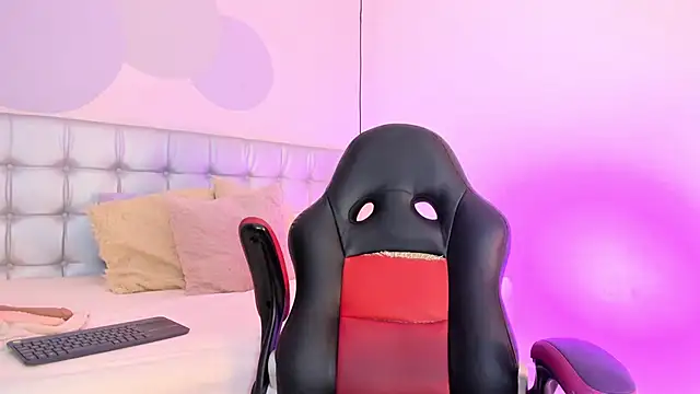 pervert lizza online show from February 21, 11:55 am