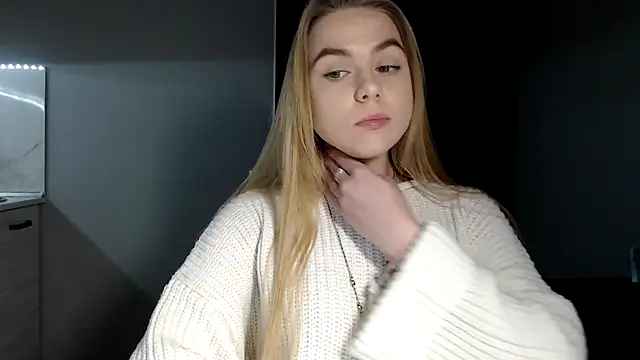 Snapshot of Sunbeam_ chatting on February 9, 9:39 pm Sunbeam online show from February 9, 9:39 pm