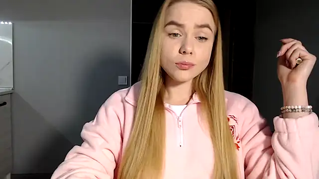 Snapshot of Sunbeam_ chatting on February 11, 2:46 pm Sunbeam online show from February 11, 2:46 pm