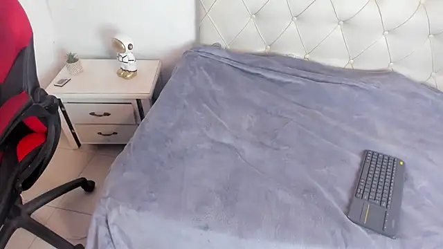 oliver price1 online show from April 3, 1:53 pm