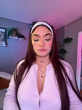 DaniDusan  online show from January 18, 7:50 pm