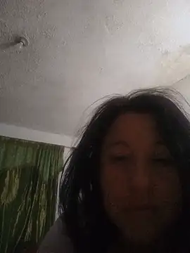 Snapshot of valeriapinter chatting on July 9, 10:41 am valeriapinter online show from July 9, 10:41 am
