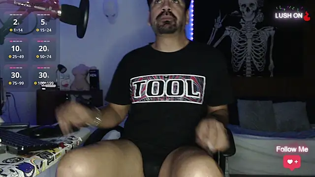 soyelcarlitos  online show from September 20, 11:00 am