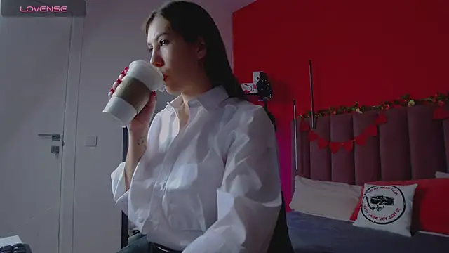 SweetySonya online show from February 6, 1:38 am