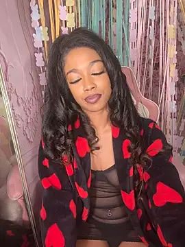 Snapshot of mismialove chatting on April 1, 7:31 am mismialove online show from April 1, 7:31 am