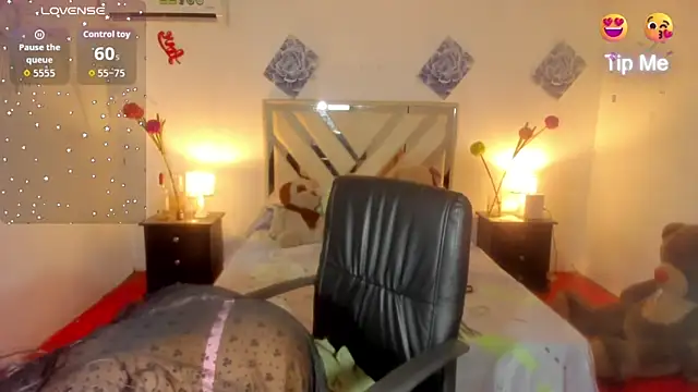 Miagrace online show from December 18, 10:49 pm