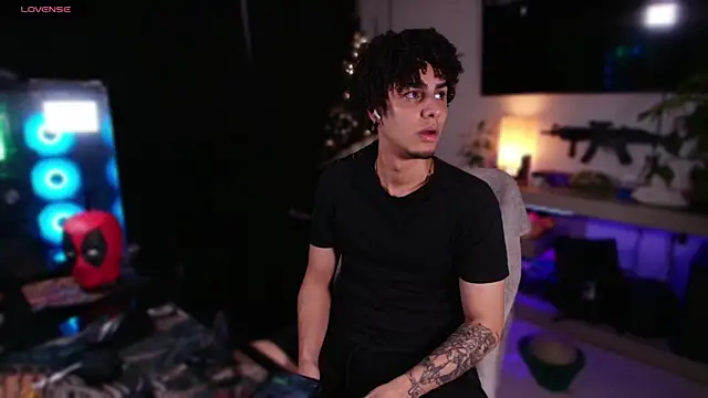 bigryann23 online show from January 11, 3:55 am