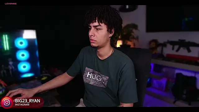 bigryann23 online show from January 25, 12:59 am