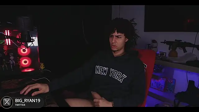 bigryann23 online show from February 10, 3:24 am