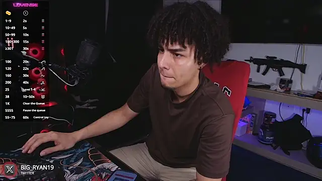 bigryann23 online show from March 2, 1:58 am