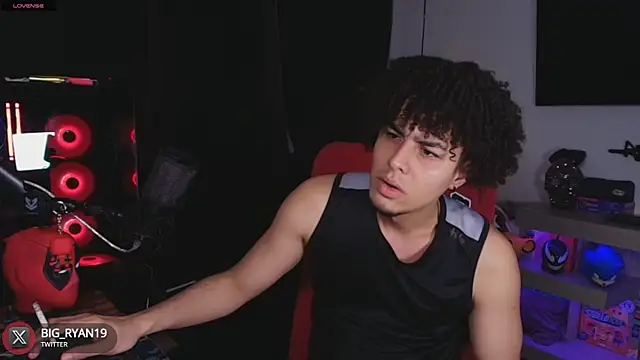 bigryann23 online show from March 8, 3:50 am