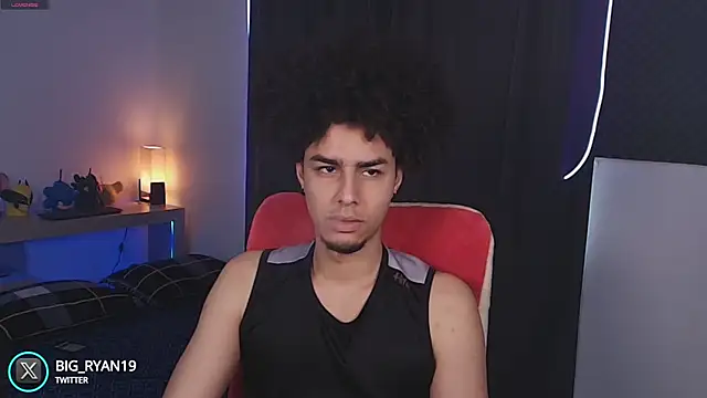 bigryann23 online show from October 12, 6:40 pm